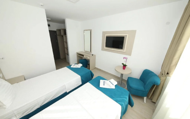 Hotel Delfin