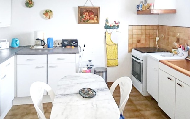 House With 3 Bedrooms in Saint-raphaël, With Wonderful Mountain View,