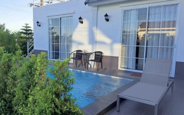 Rocky Pool Villa Khaoyai