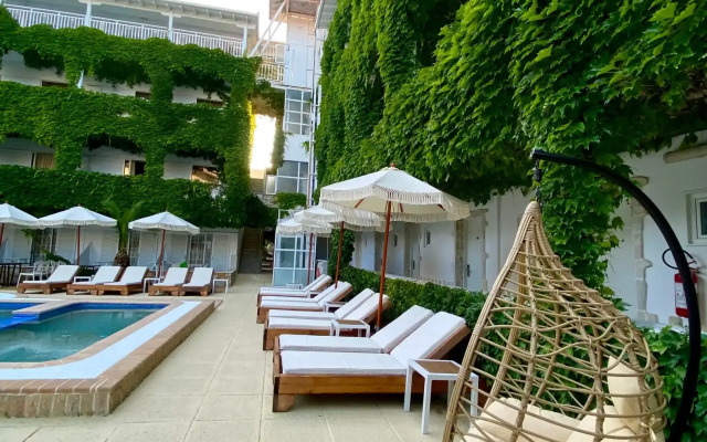 Olympic Kosma Hotel