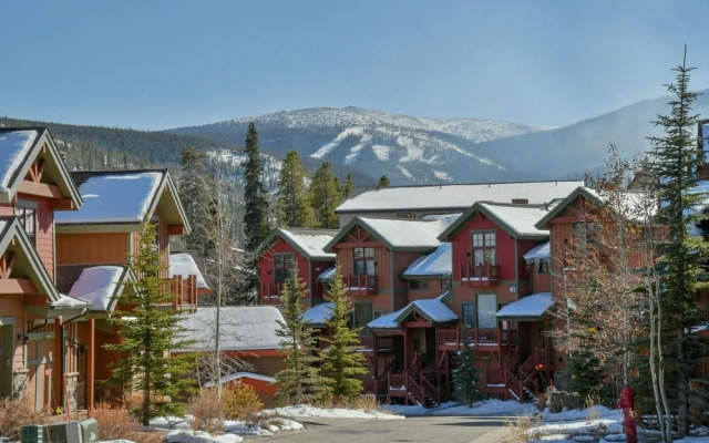 Bear Trail Luxury 5 Bedroom Townhouse