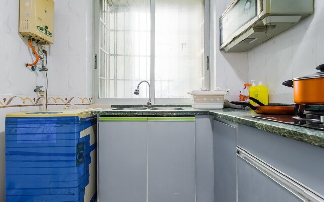 Locals Boutique Apartment Jiuzhou Port.7