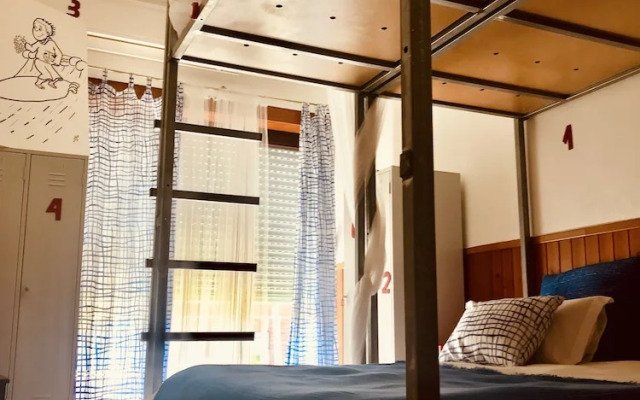 Santos Hostel - Lisbon