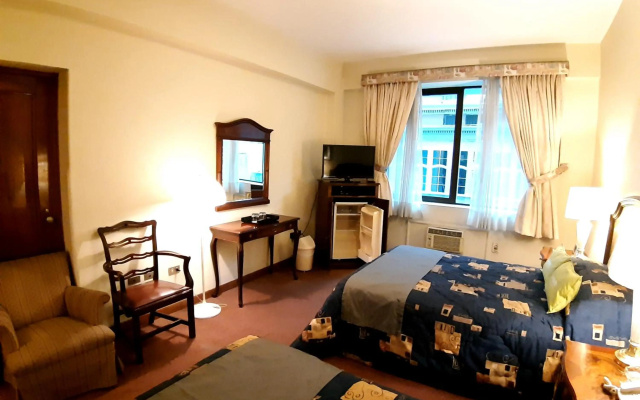 Hotel Maury