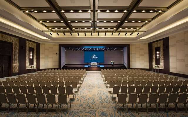 Crowne Resort Spa  Beach Resort Hainan