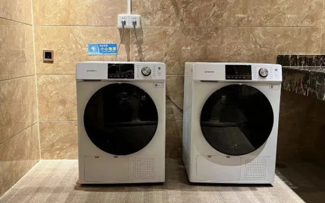 Caribbean Hotel (Zhongshan Xiaolan Daxin Xinduhui Store)