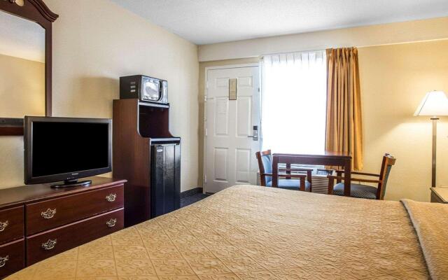Quality Inn Manning I-95