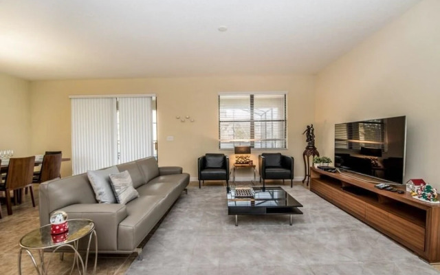 Amazing Champions Gate 8 Bedroom 5 Bath