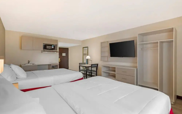 MainStay Suites Lansing West