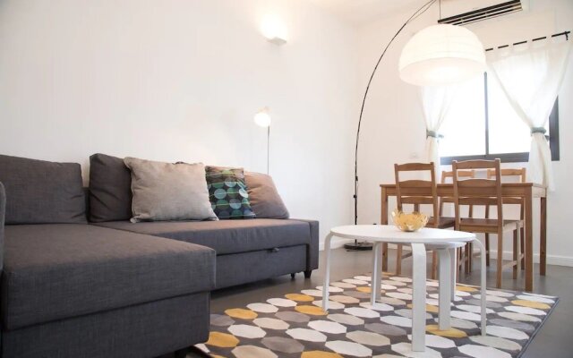 Stylish Chic 2BR Bauhaus Ap Heart of TLV