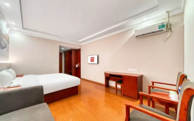 Huihe Hotel (Shaoxing Passenger Transport Center Lu Xun Hometown)