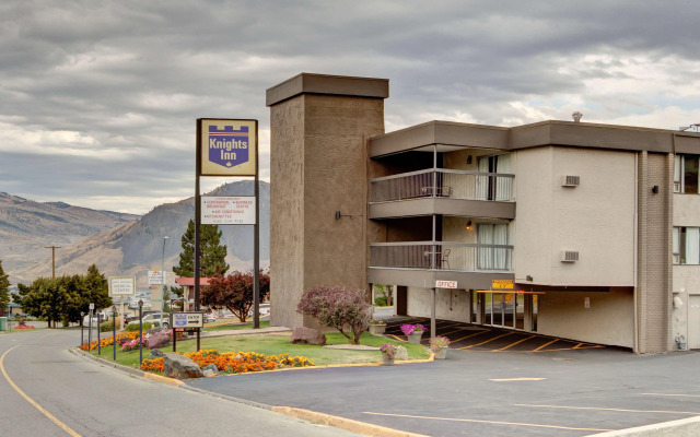 Knights Inn Kamloops
