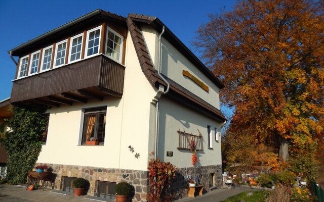 Pension Wiesenhof B&B Heussen GbR