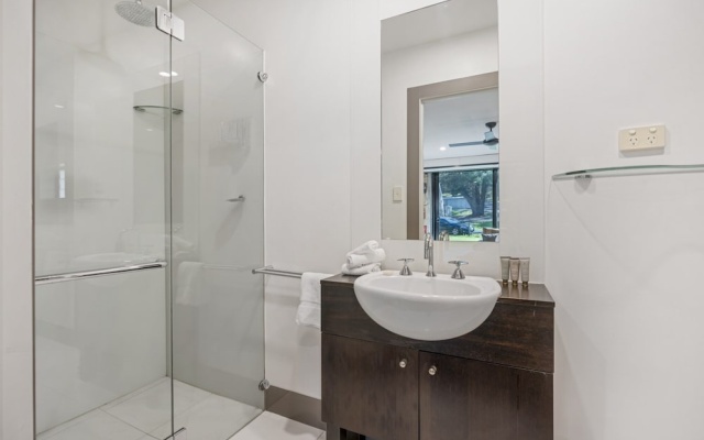 Mclaren Flat Studio Near Vineyards – Bathroom – Adelaide