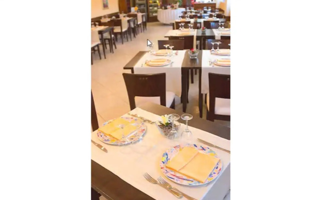 Recina Hotel
