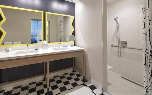 The Bristol Hotel San Diego