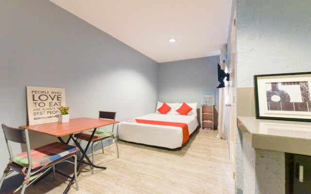OYO 112 Majesty Suites