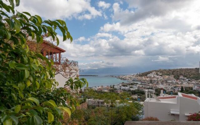 Traditional Homes of Crete