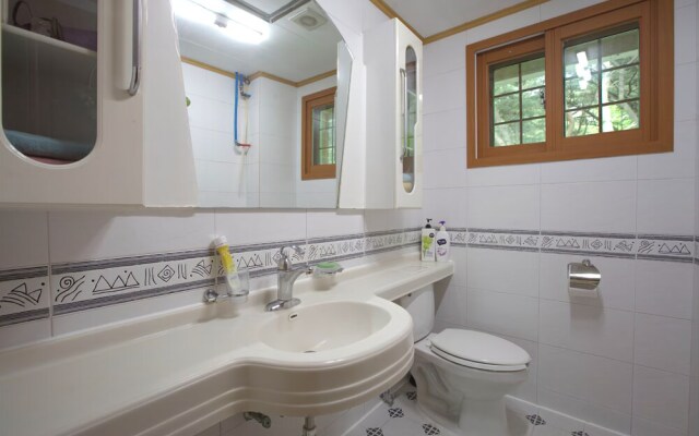 Ganghwa Prairie Home Pension