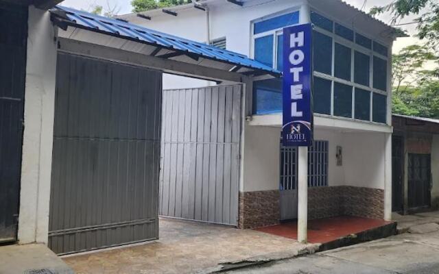 Hotel Noz Inn