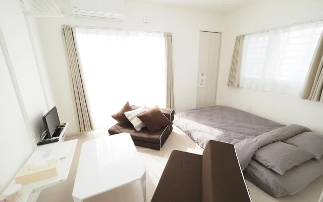 La Lumiere Oroku 501 – Guest Rooms – Naha