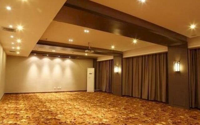 East Milan Hotel Zhengzhou