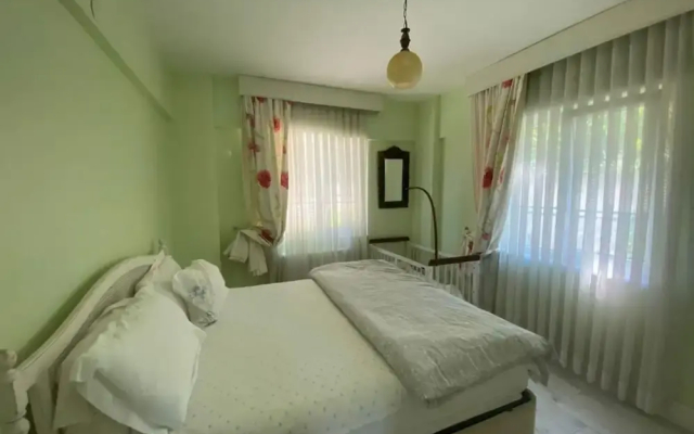 Splendid Villa With Private Pool and Fireplaces Surrounded by Nature in Sapanca - Villas_and_Bungalows in Sakarya - Photo 3