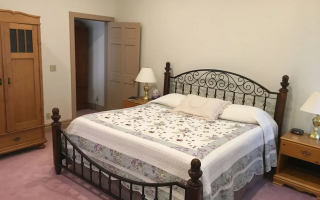 Oak Valley Inn & Suites
