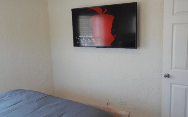 BIMINI LOFTS Across from Big Game club - 1 of 2 furnished apartments