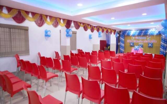 Udayam Towers Hotel Porur