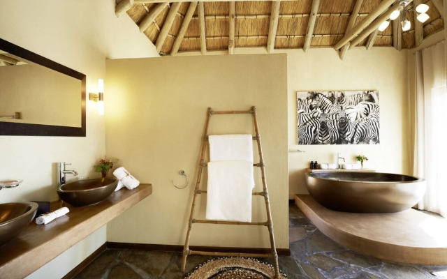 Sandfontein Lodge & Nature Reserve