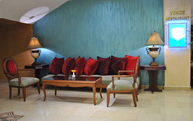 Al-Fanar Palace Hotel