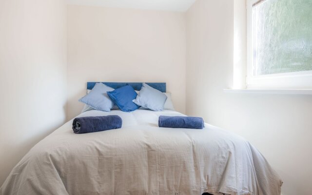 Croft Court - 1 Bedroom Apartment - Tenby