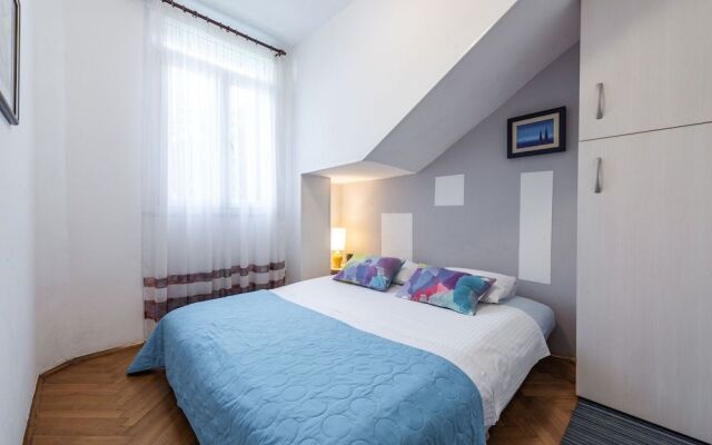 Apartment Ivona With Teracce
