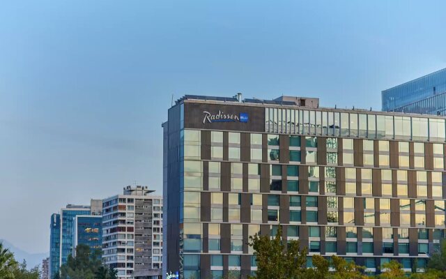 Radisson Blu Plaza El Bosque Santiago