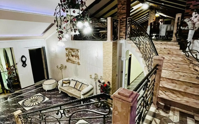 Отель Lux Palace