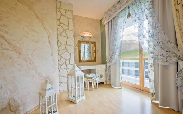 Apart - House Limba