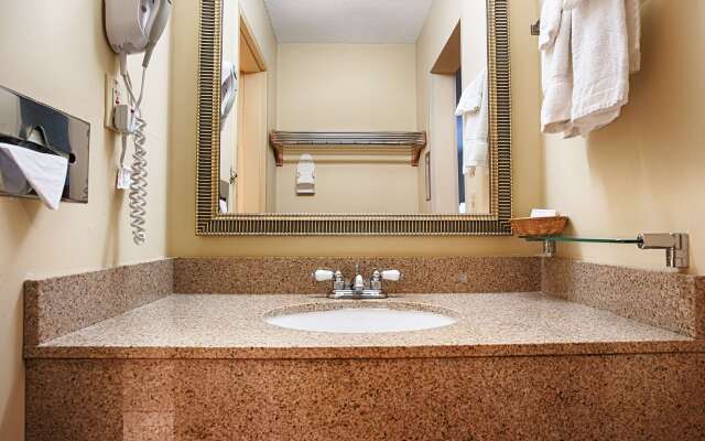 Best Western West Greenwich Inn