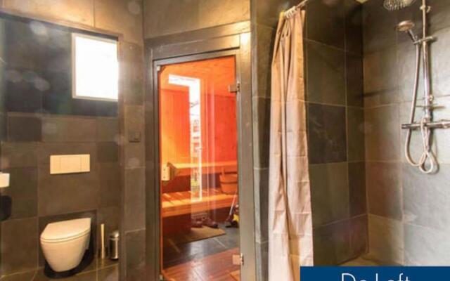 Loft, Private House with wifi and free parking for 1 car