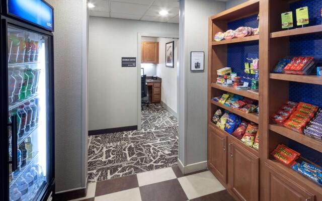 Hampton Inn & Suites Cedar Rapids - North