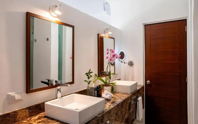 The Beachfront by The Fives Hotels - A la Carte All Inclusive Adults Only