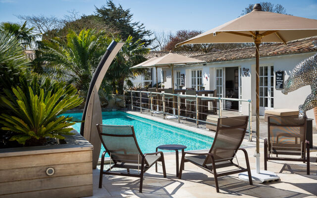 Le Clos Saint-Martin Hôtel & Spa