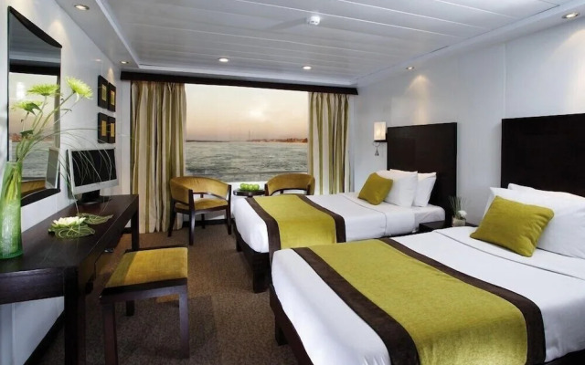 Mövenpick Royal Lily Nile Cruise, Every Monday Four Nights From Luxor, Every Friday Three Nights From Aswan - Including Excursions & Sightseeing