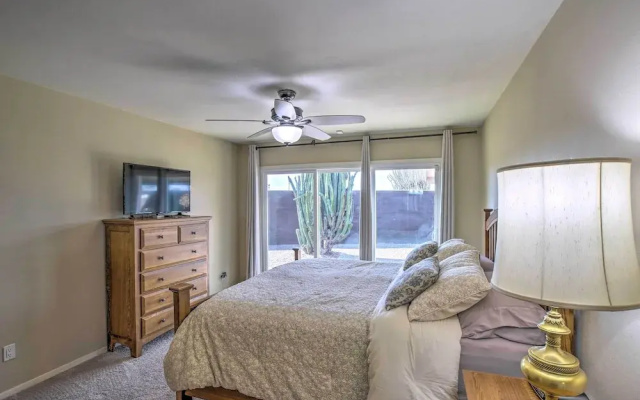 Pet-friendly Arizona Escape: Golf & Hike Nearby!