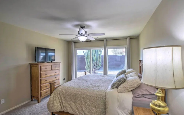 Pet-friendly Arizona Escape: Golf & Hike Nearby!
