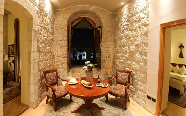 Notre Dame of Jerusalem Center