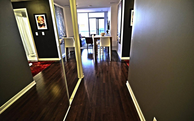 Toronto Escape - Onyx Suite
