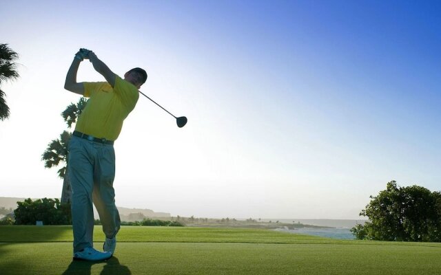 Modern Apartment in Oggebbio Italy With Swimming Pool