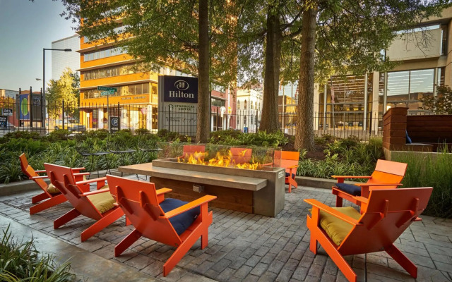 Hilton Knoxville