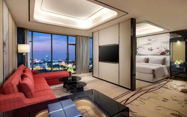 Ramada by Wyndham Mengzi Suites
